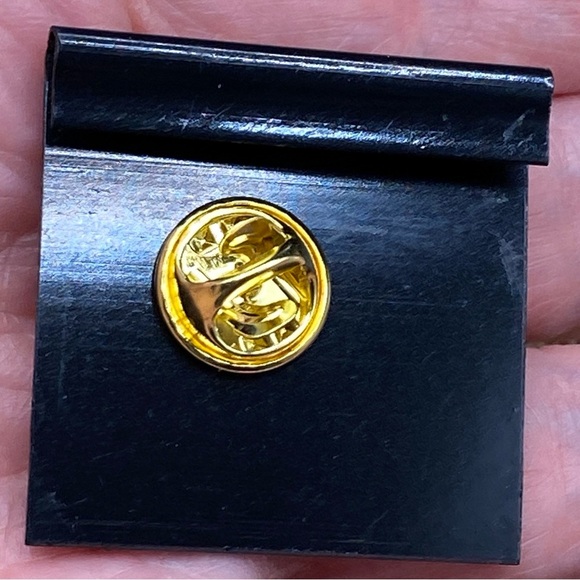 Black Cat Pin Minature Hat Tie Tac Pin - Picture 4 of 5